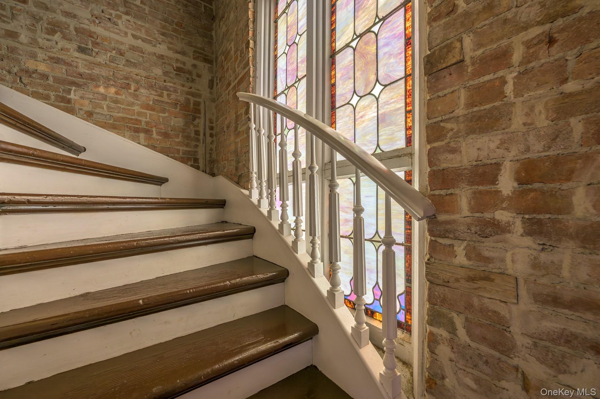 #17 photo, 428 State Street, Hudson , NY 12534