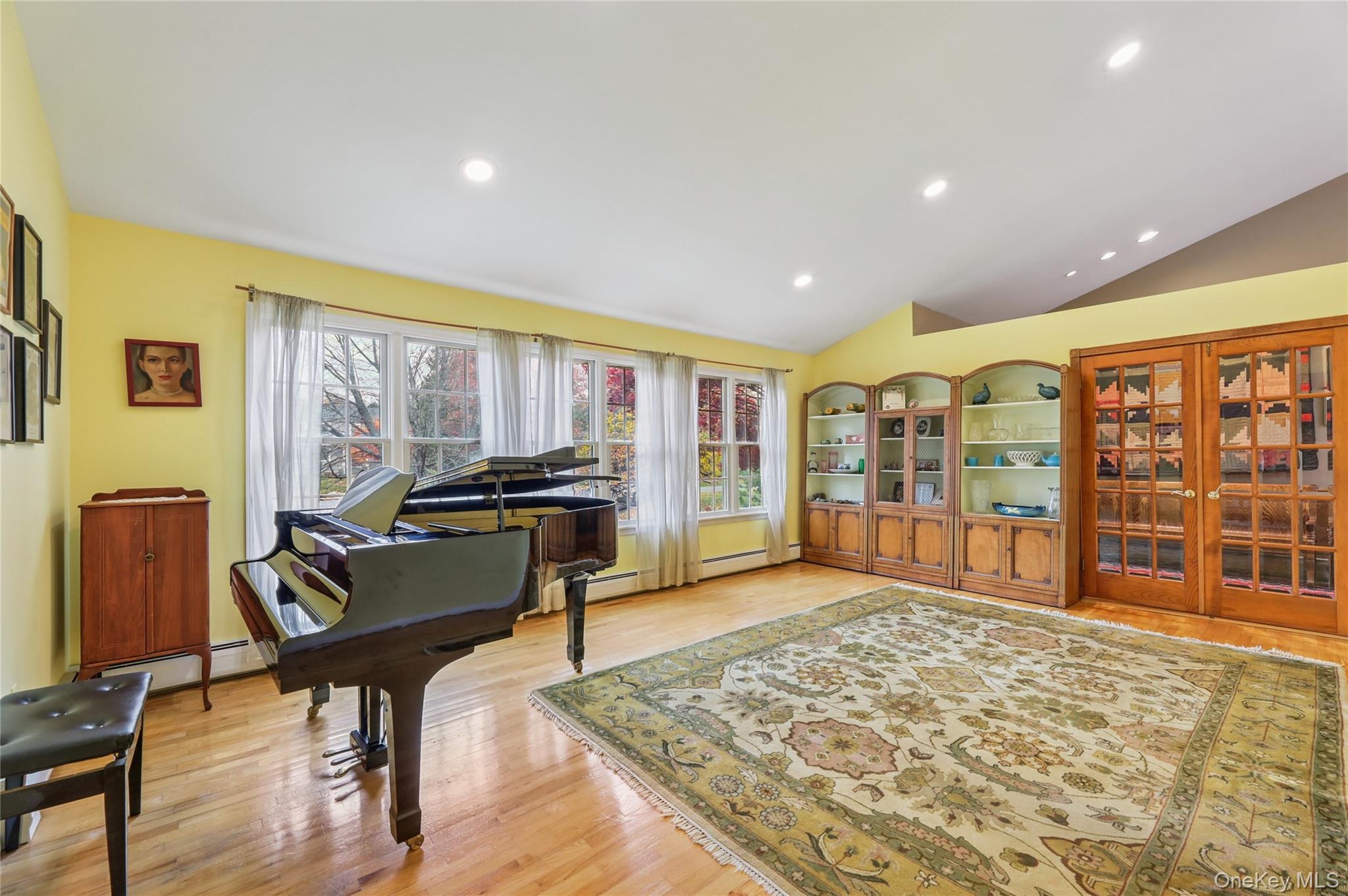 #4 photo, 23 Hallmark Drive, New City , NY 10956