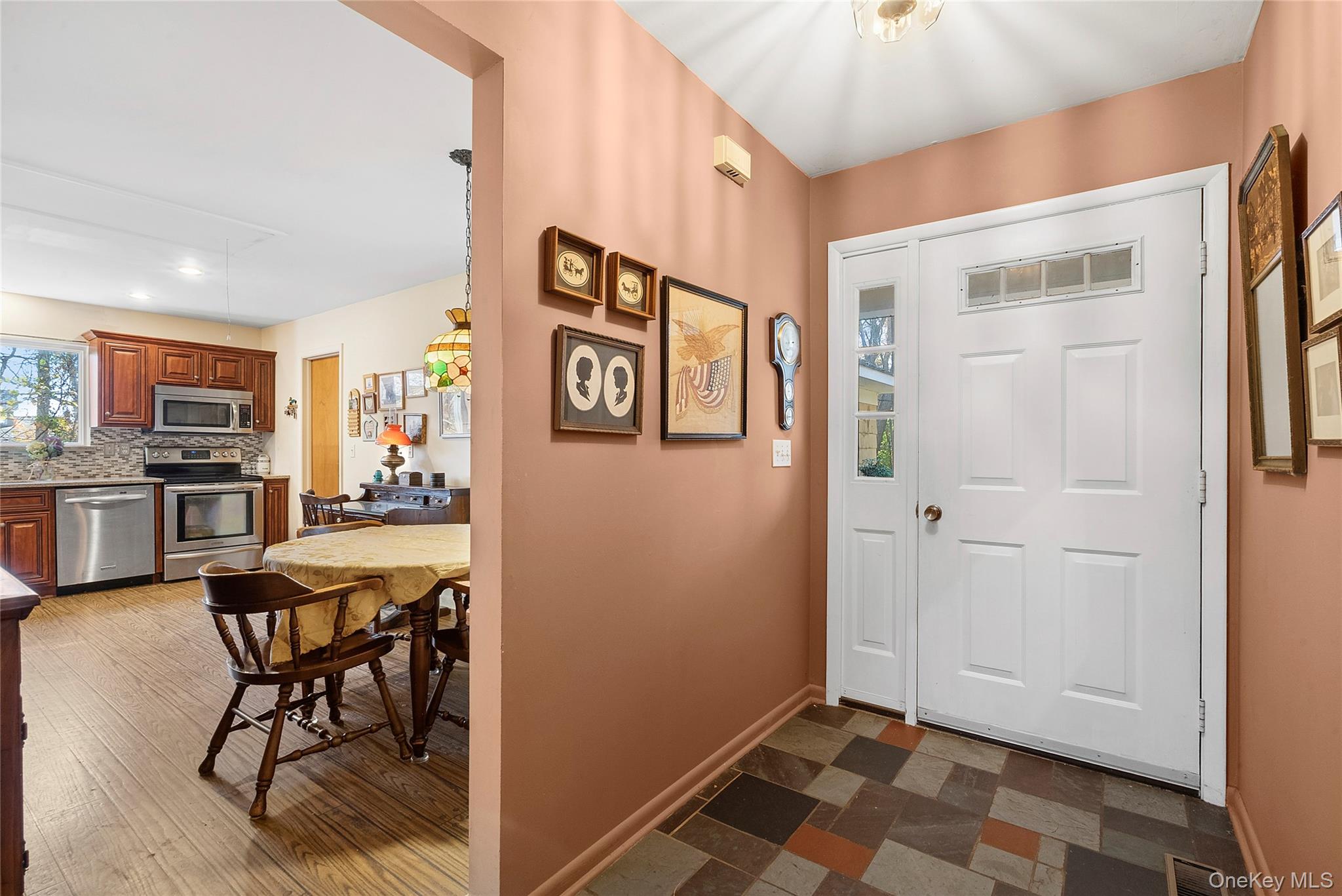 #5 photo, 455 West Lane, East Marion , NY 11939