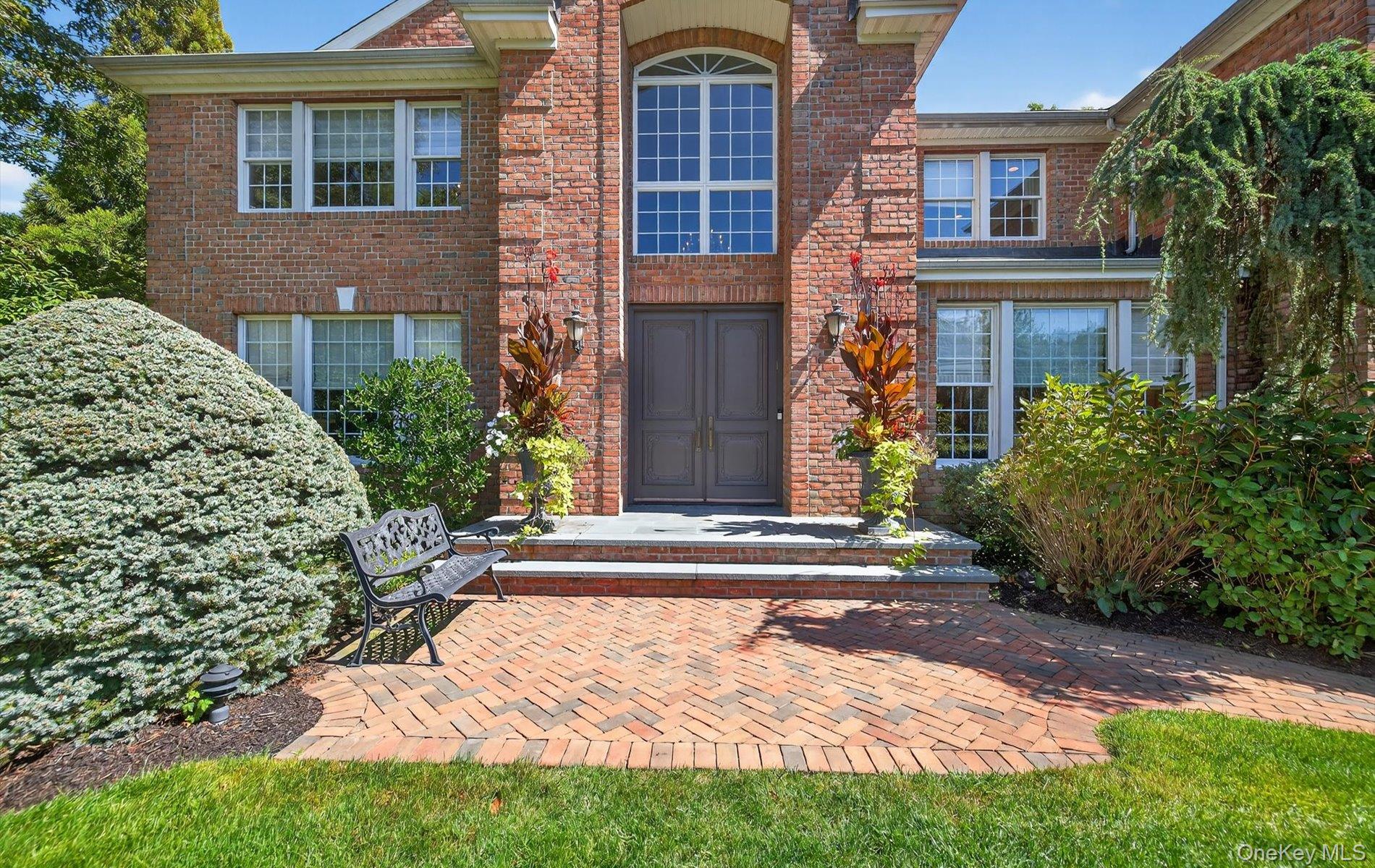 #2 photo, 70 Keri Way, Woodbury , NY 11797