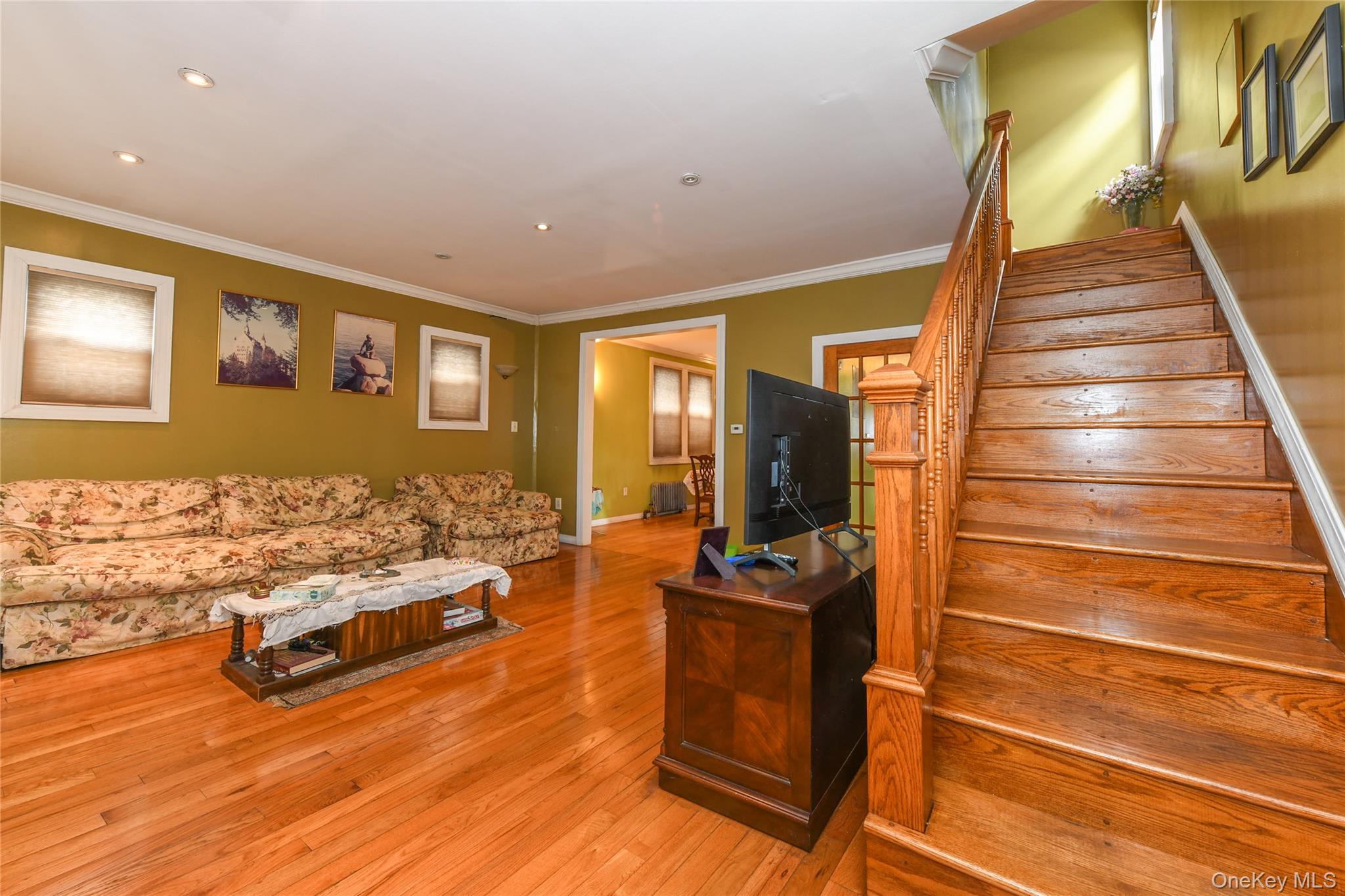 #12 photo, 82-59 172nd Street, Jamaica Hills , NY 11432