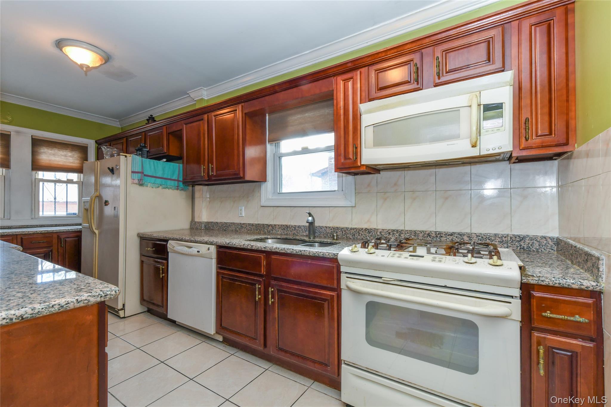 #15 photo, 82-59 172nd Street, Jamaica Hills , NY 11432