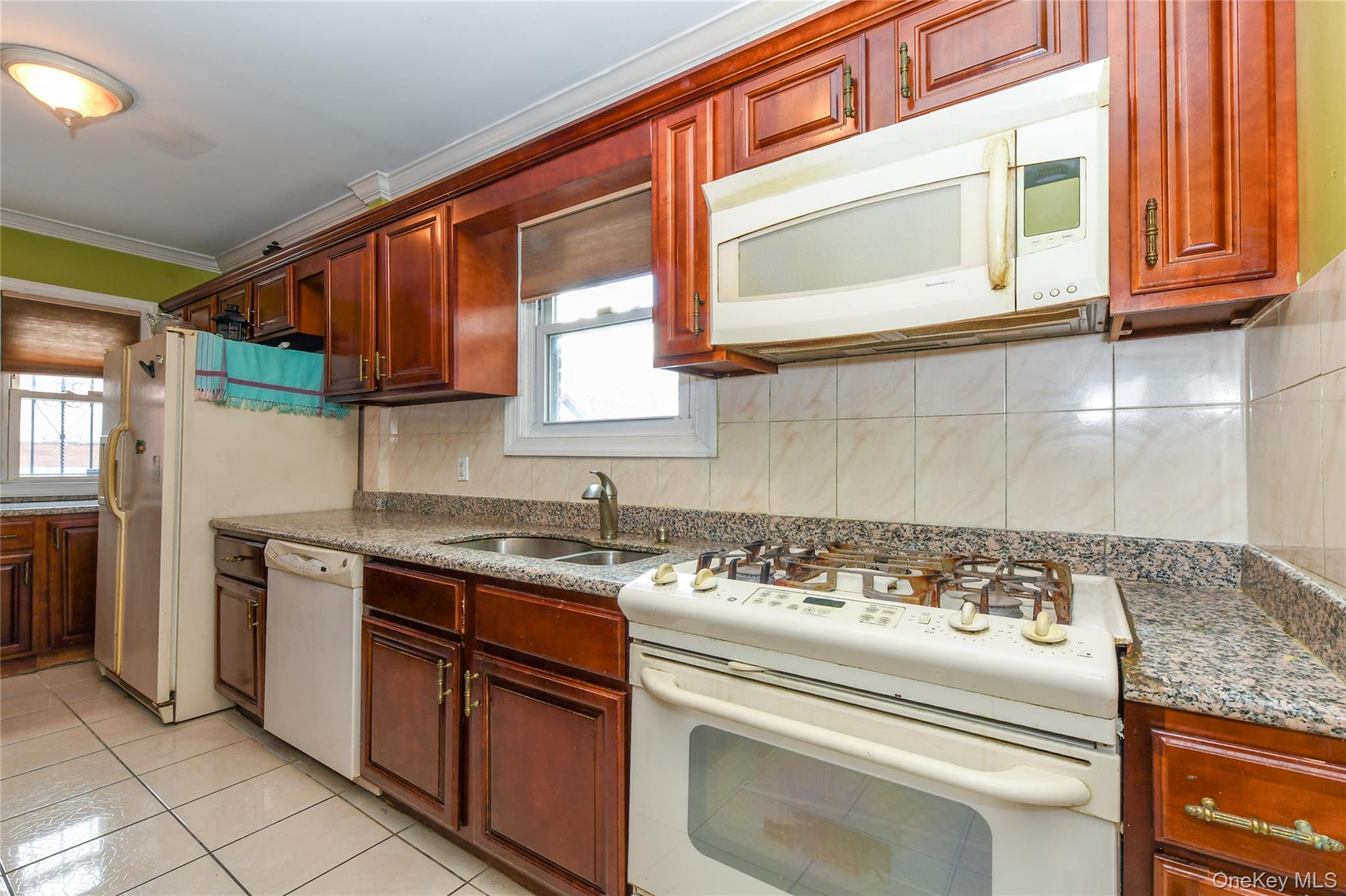 #16 photo, 82-59 172nd Street, Jamaica Hills , NY 11432