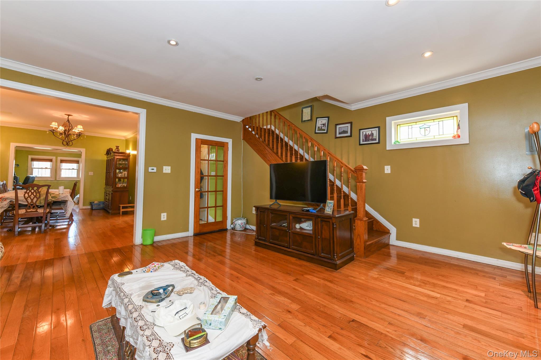 #8 photo, 82-59 172nd Street, Jamaica Hills , NY 11432