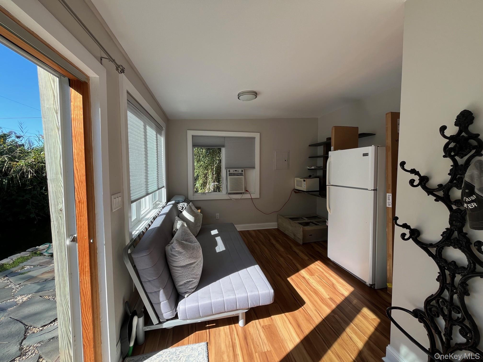 #20 photo, 150 Clipper Roadway, Corneille Estates , NY 11770