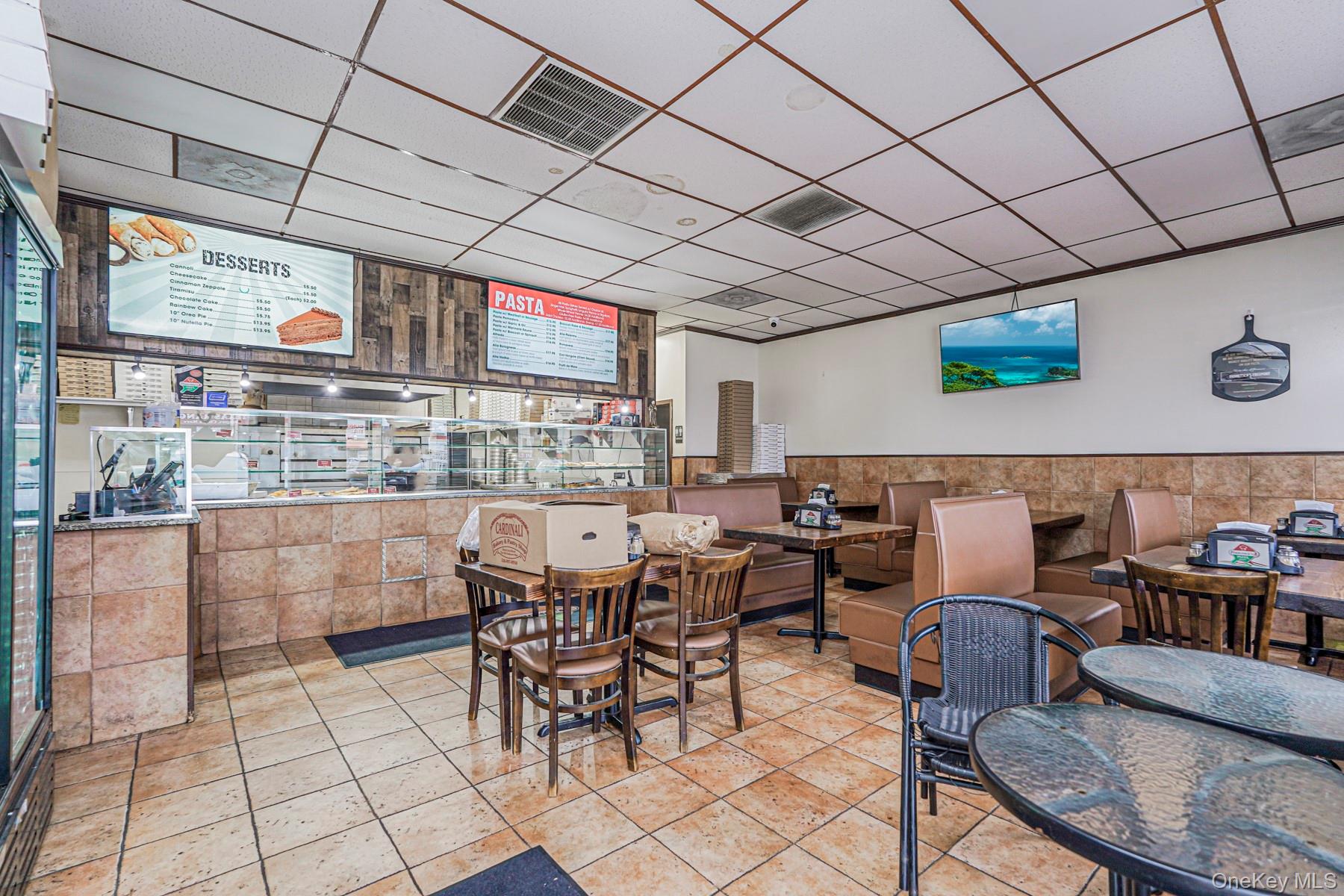 #19 photo, 365 Atlantic Avenue, Freeport , NY 11520