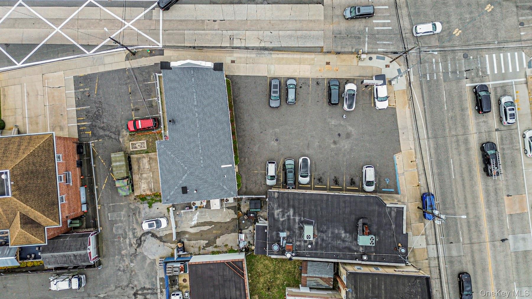 #8 photo, 365 Atlantic Avenue, Freeport , NY 11520