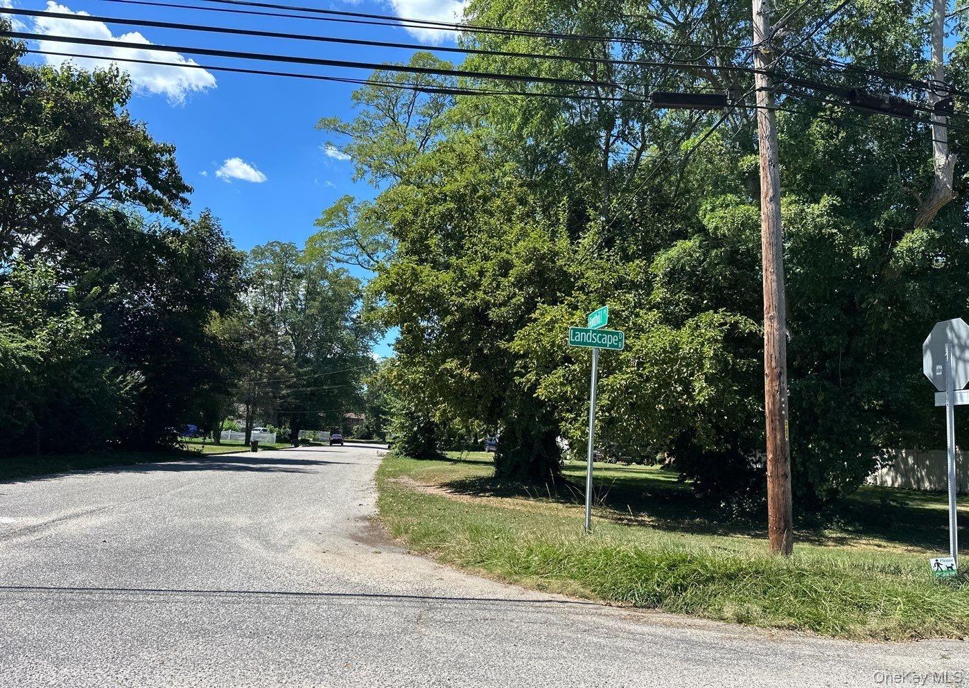 #2 photo, 65 Landscape Drive, Wheatley Heights , NY 11798