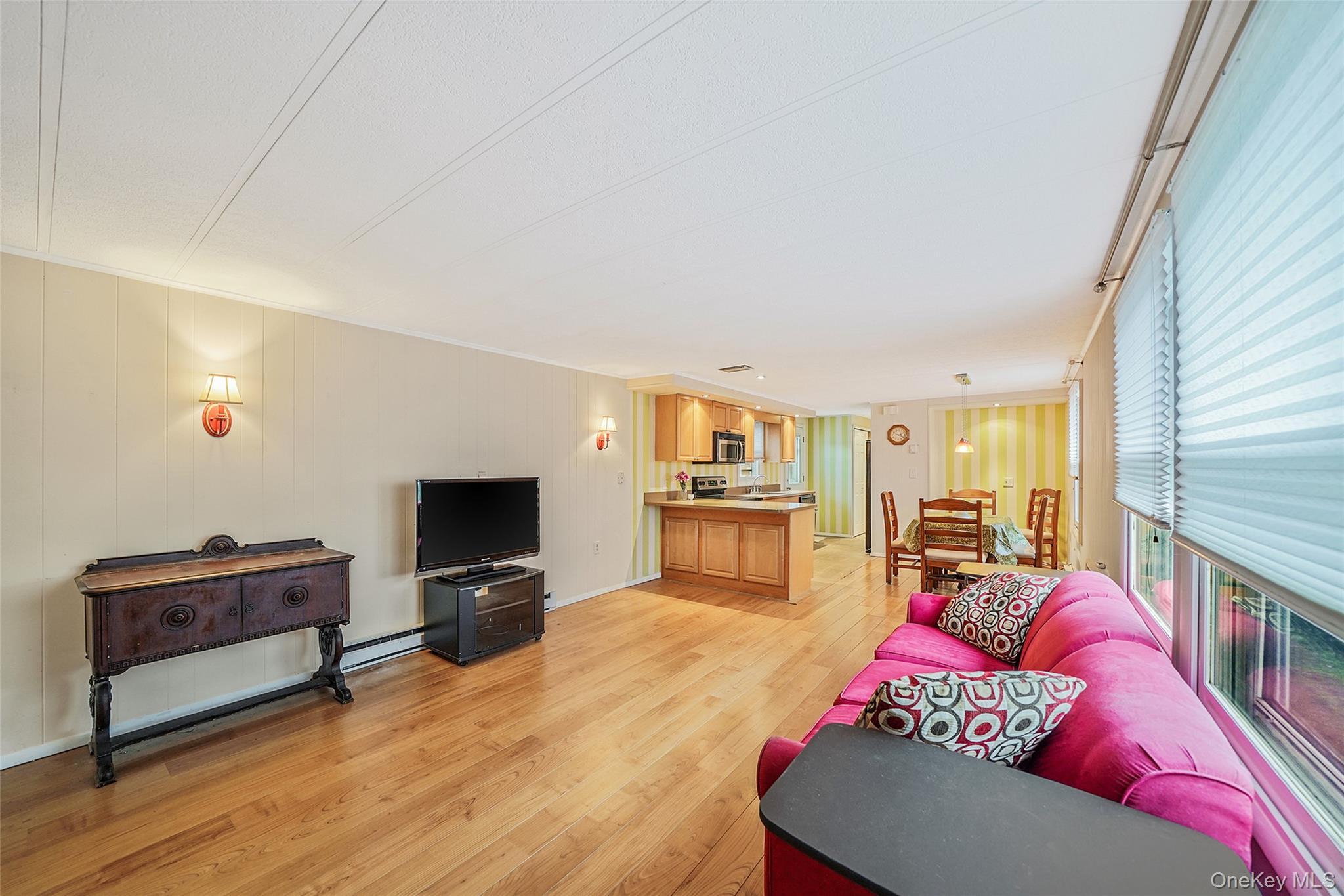 #5 photo, 91 Village Circle, Manorville , NY 11949