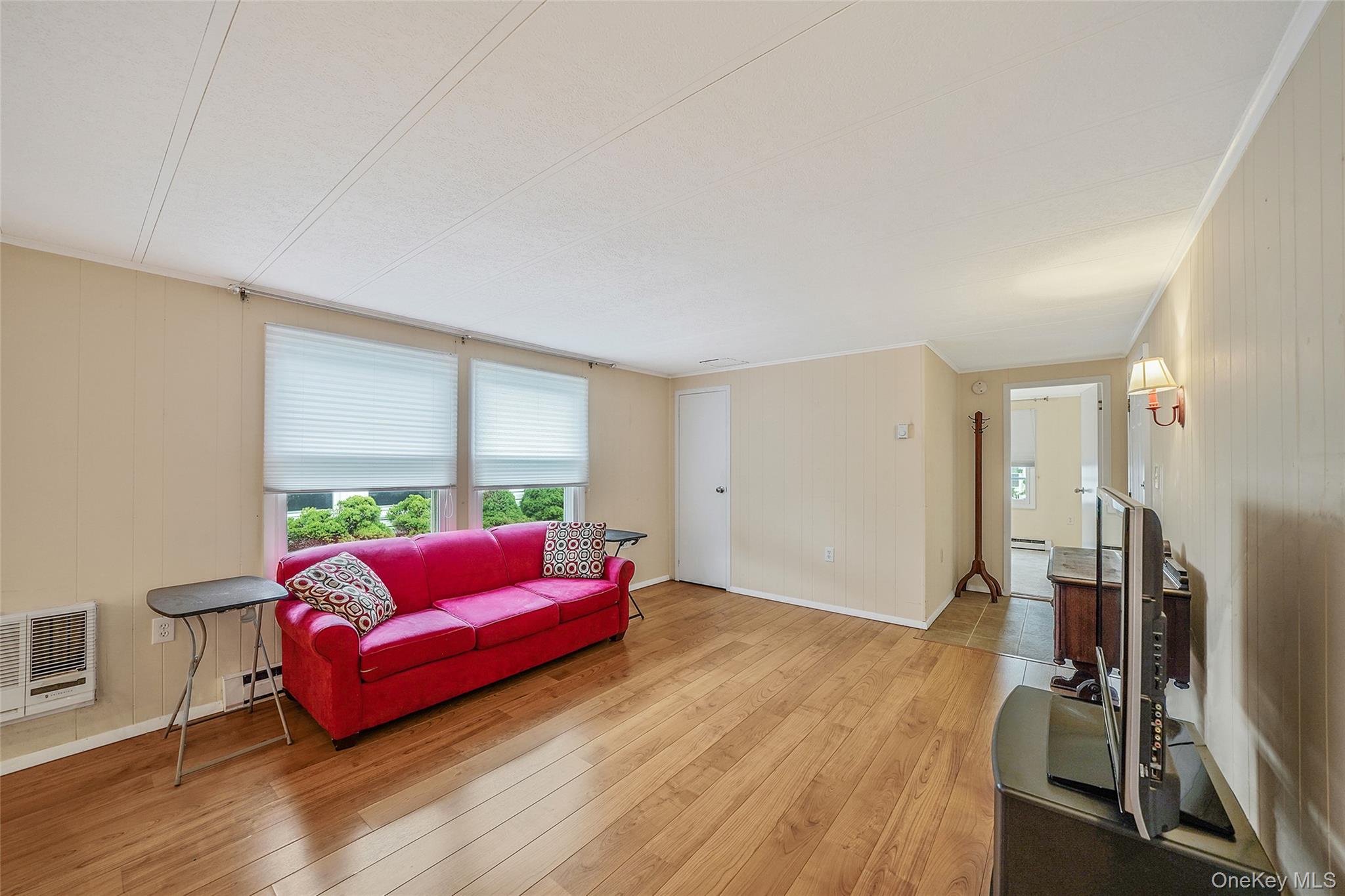 #7 photo, 91 Village Circle, Manorville , NY 11949