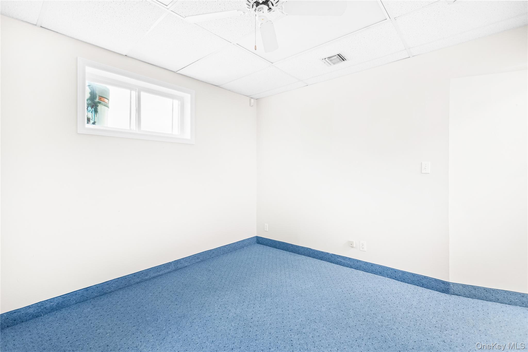 #4 photo, 146 S Country Road, Bellport Village , NY 11713