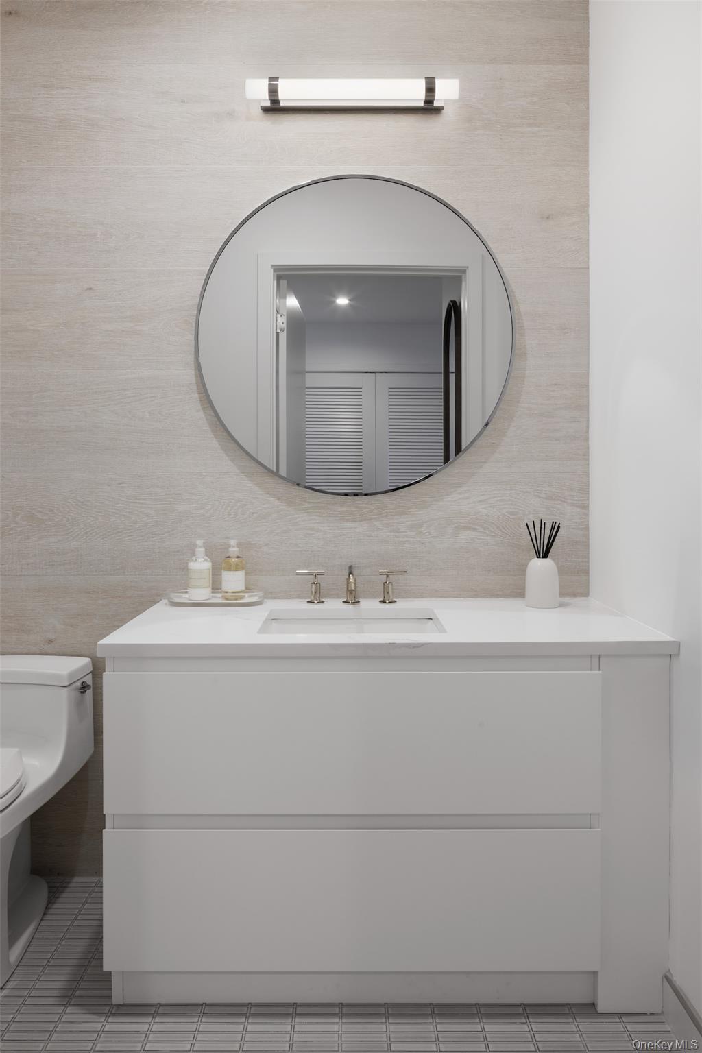 #7 photo, 100 Boardwalk, Long Beach , NY 11561