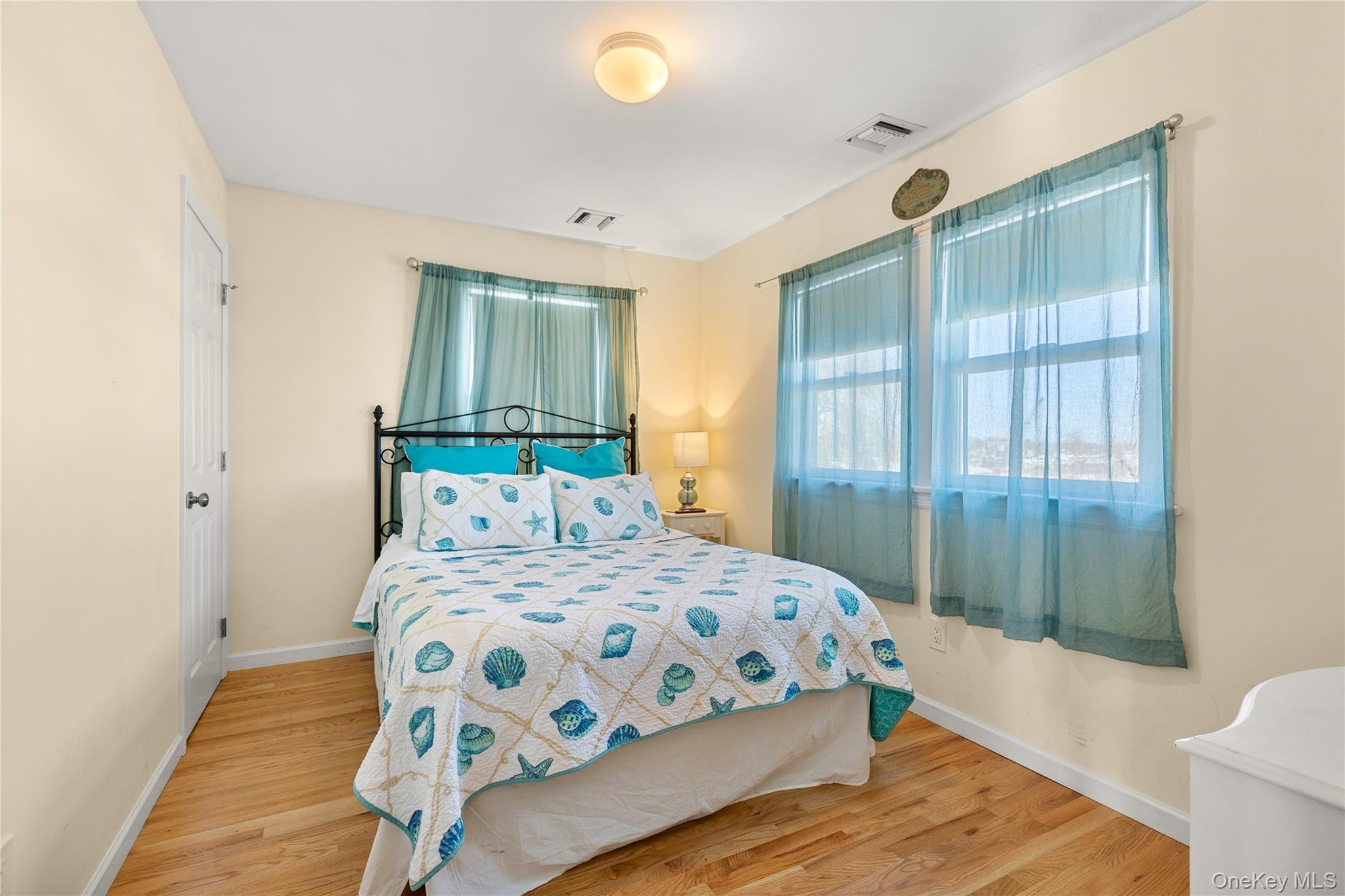 #15 photo, 125 Ocean Avenue, 롱 아일랜드 Bay Shore , NY 11706