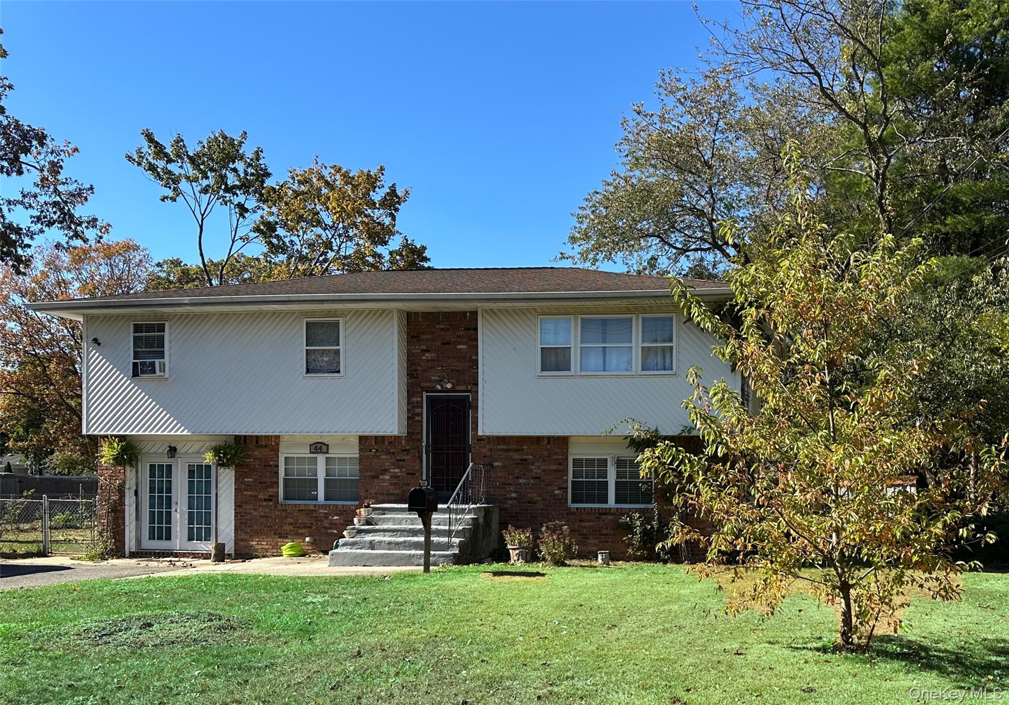 #1 photo, 44 3rd Street, Brentwood , NY 11717