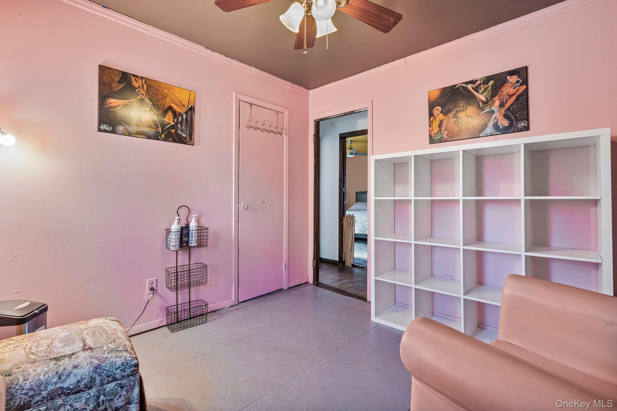 #11 photo, 44 3rd Street, سوفولك Brentwood , NY 11717