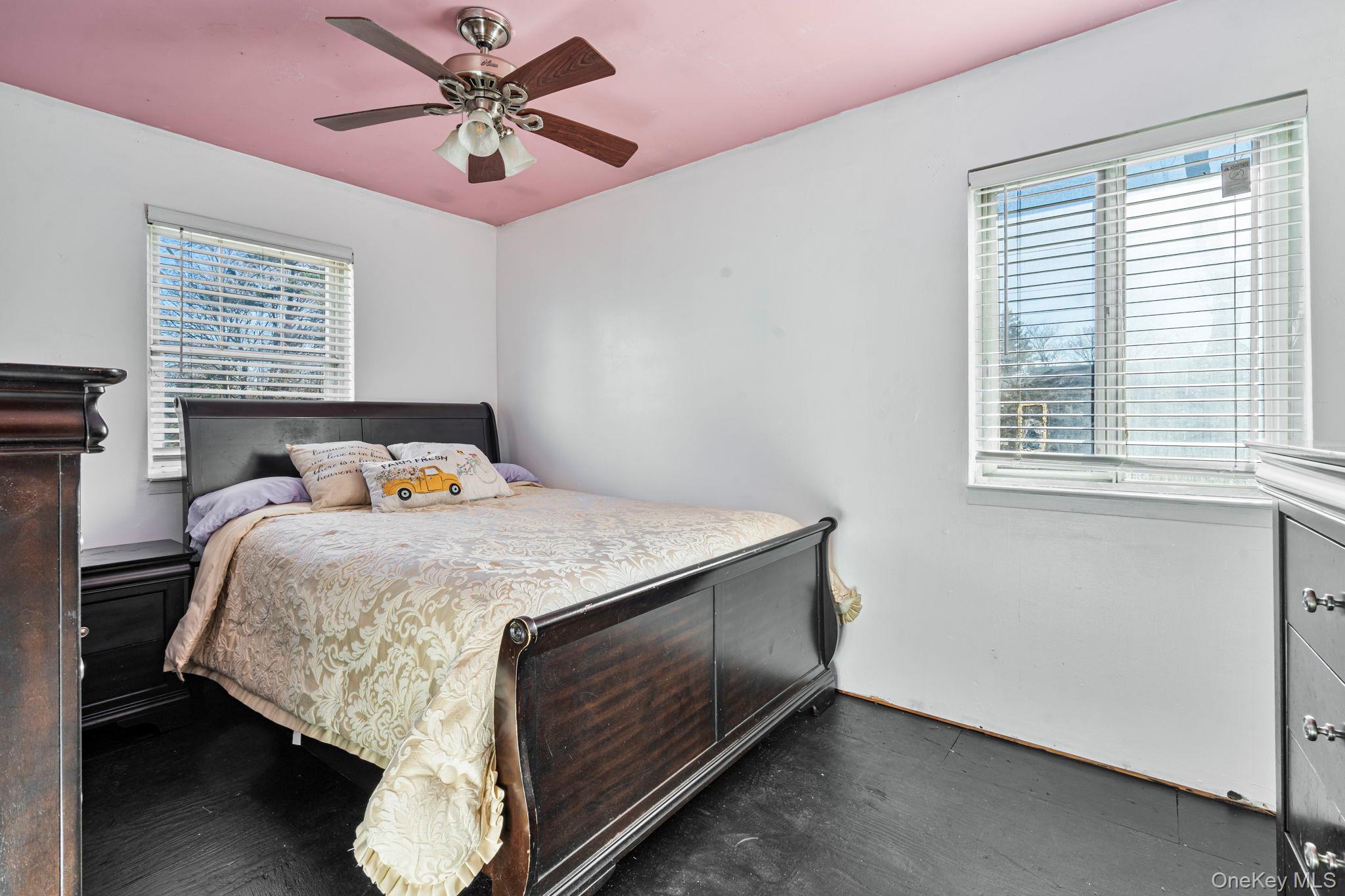 #12 photo, 44 3rd Street, سوفولك Brentwood , NY 11717