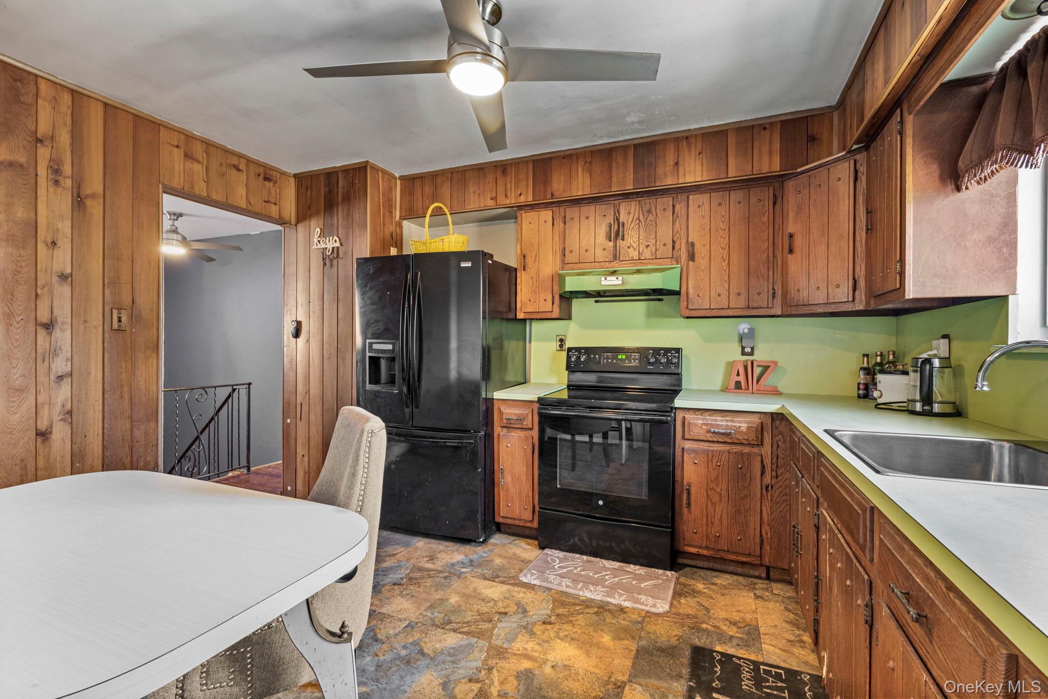 #6 photo, 44 3rd Street, سوفولك Brentwood , NY 11717