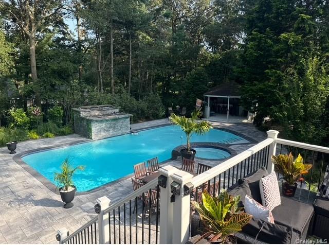 #10 photo, 142 Landing Meadow Road, Smithtown , NY 11787