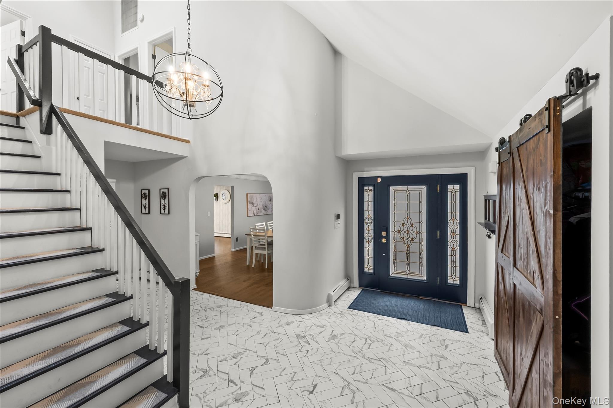 #11 photo, 142 Landing Meadow Road, Smithtown , NY 11787