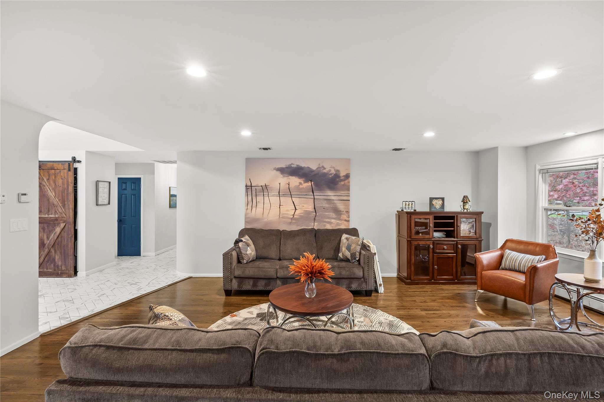 #13 photo, 142 Landing Meadow Road, Smithtown , NY 11787