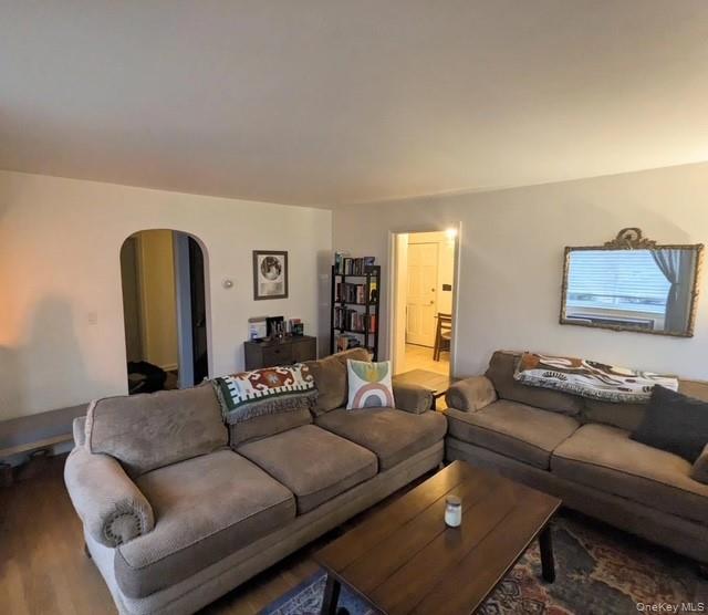 #5 photo, 15 Pierce Street, Hicksville , NY 11801