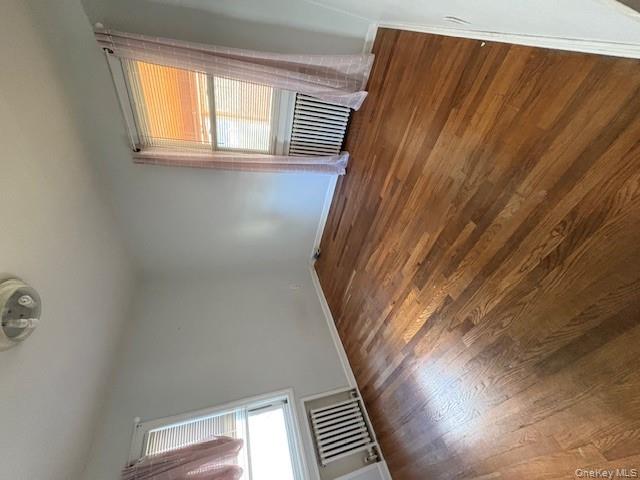 #9 photo, 15 Pierce Street, Hicksville , NY 11801