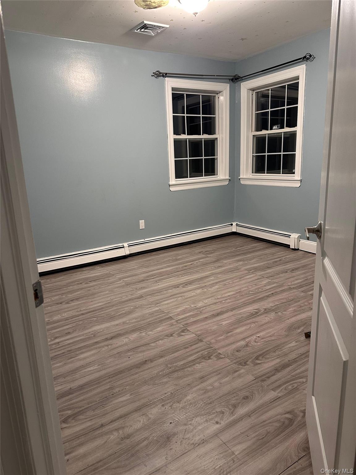 #16 photo, 95 Pine Street, سوفولك Port Jefferson Station , NY 11776