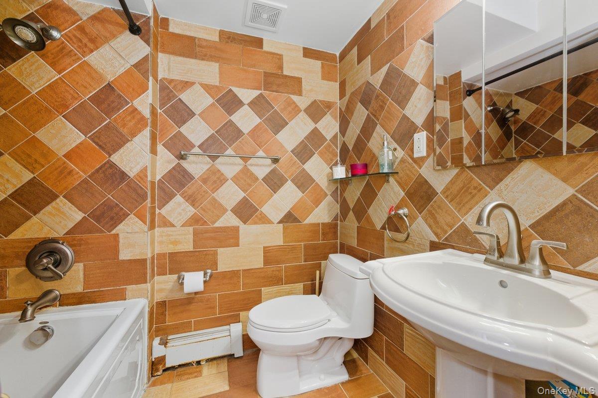 #14 photo, 8754 110th Street, Richmond Hill , NY 11418