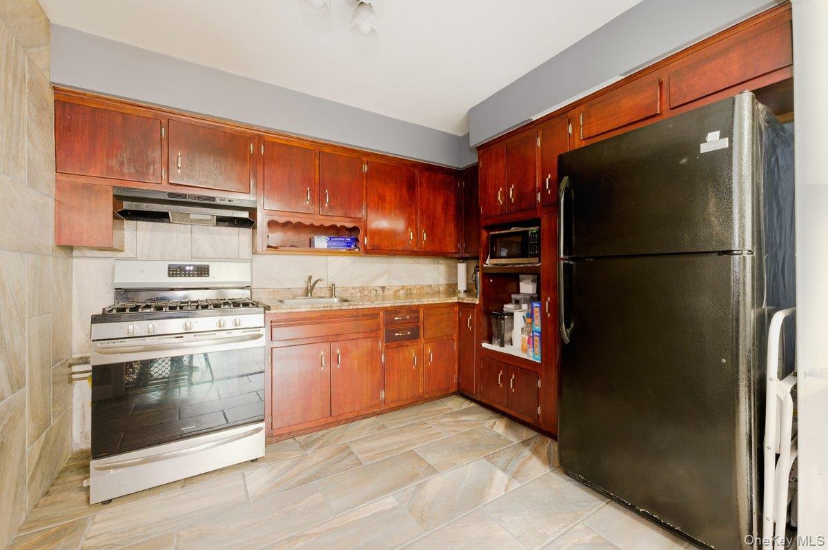 #18 photo, 8754 110th Street, Richmond Hill , NY 11418