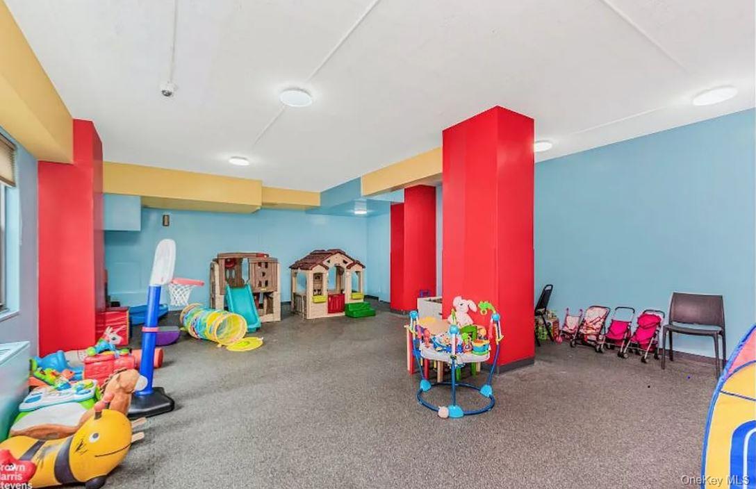 #14 photo, 2500 Johnson Avenue, Bronx , NY 10463