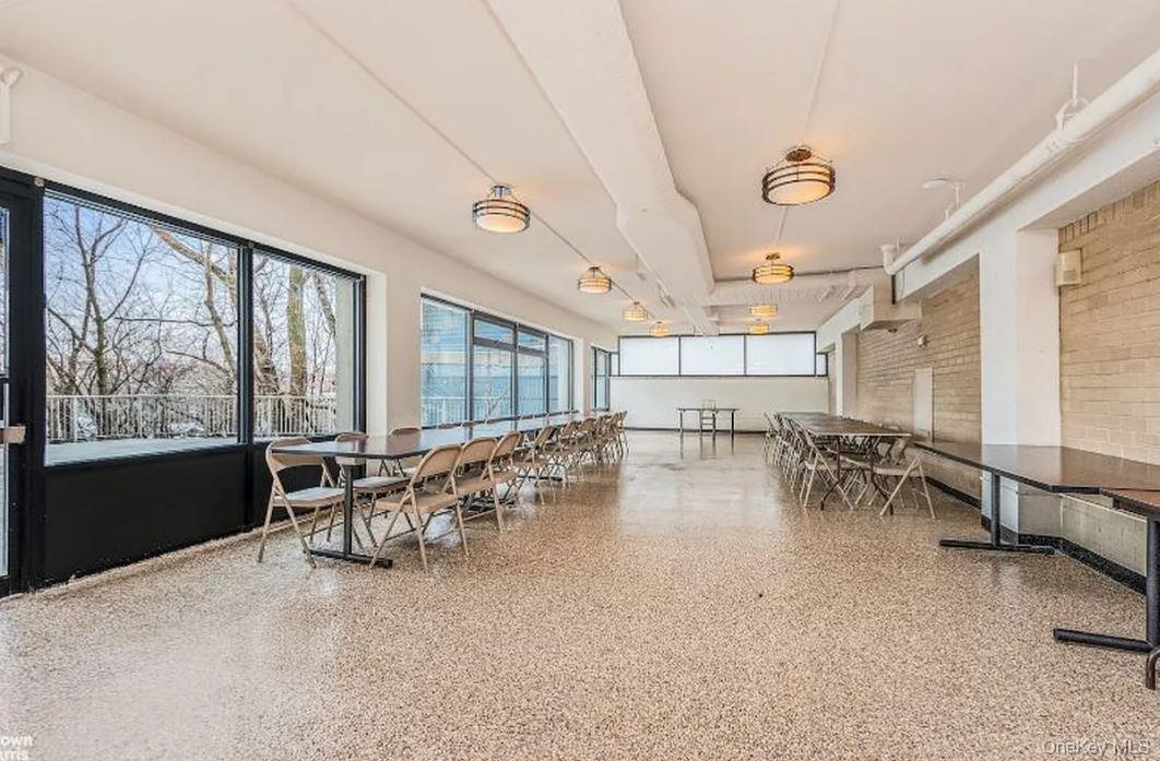 #18 photo, 2500 Johnson Avenue, Bronx , NY 10463