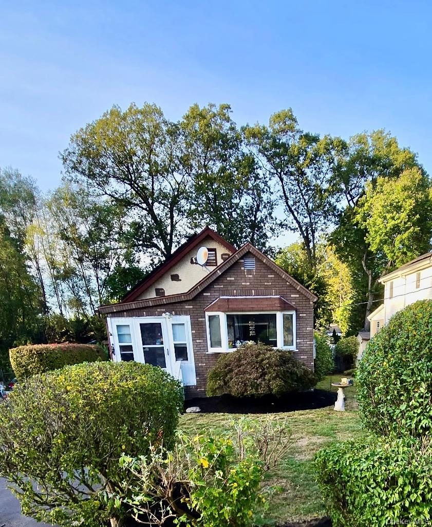 #8 photo, 10 Cottage Avenue, Nanuet , NY 10954