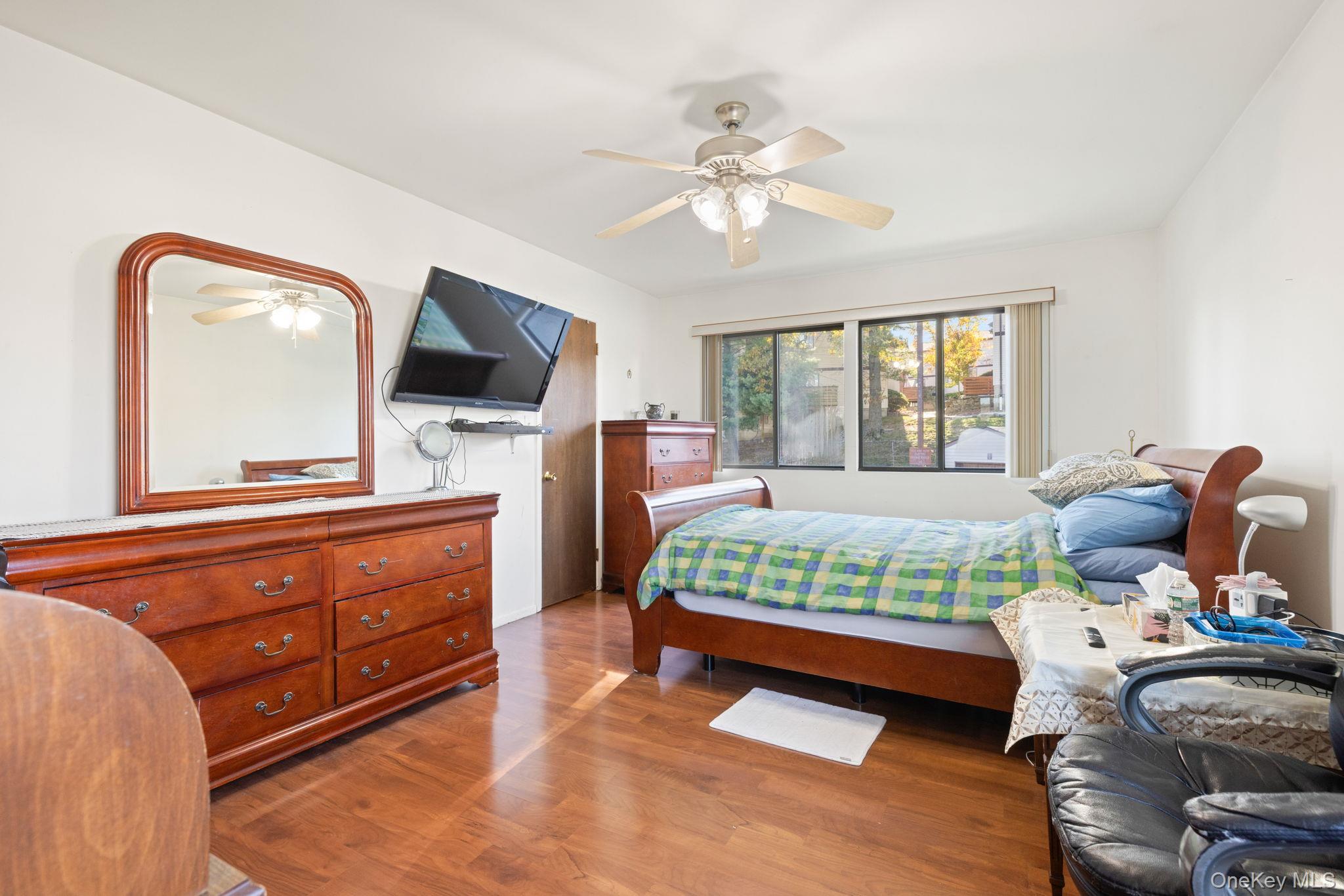 #11 photo, 505 Country Club Lane, Pomona , NY 10970