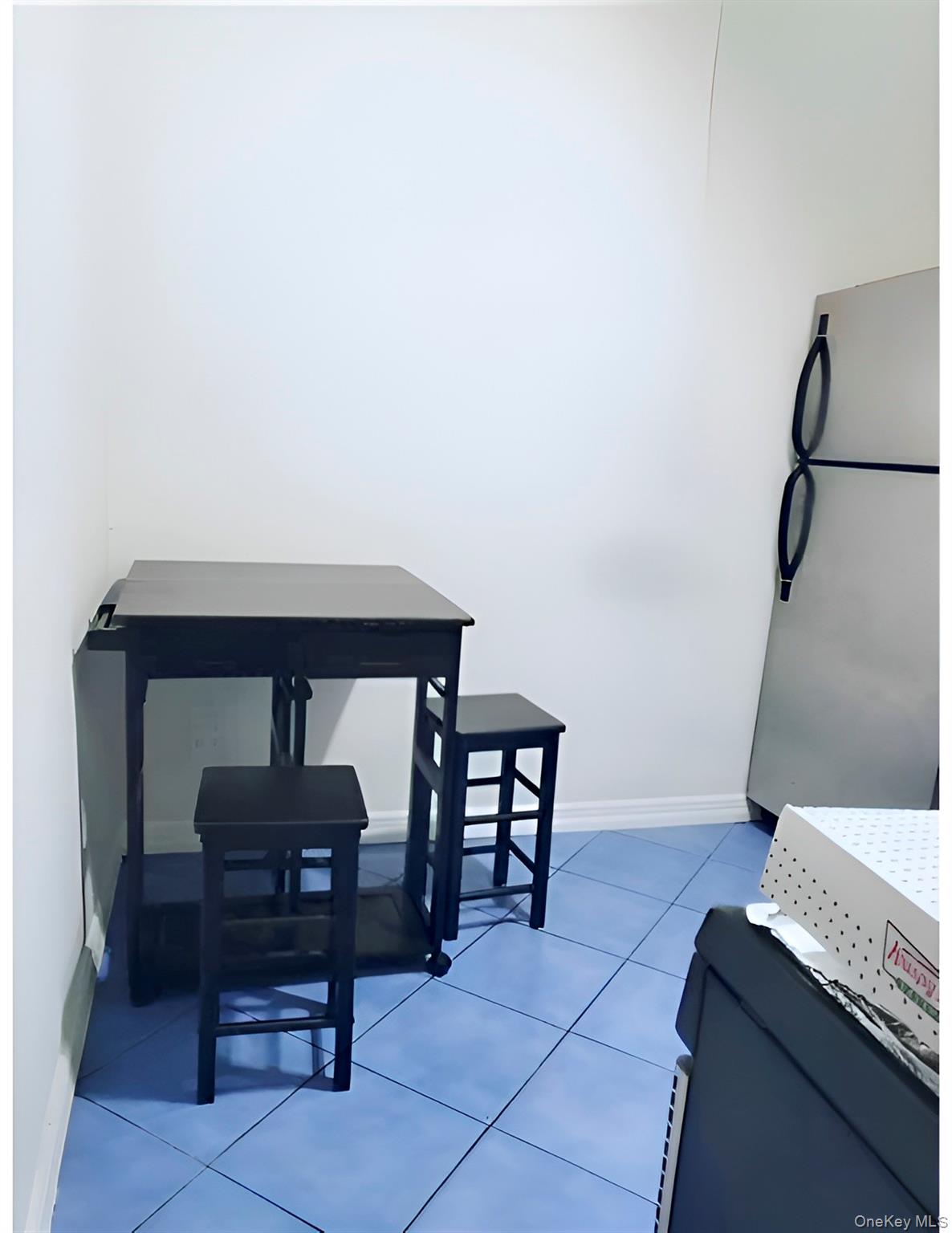 #10 photo, 324 E 50th Street, New York (Manhattan) , NY 10022