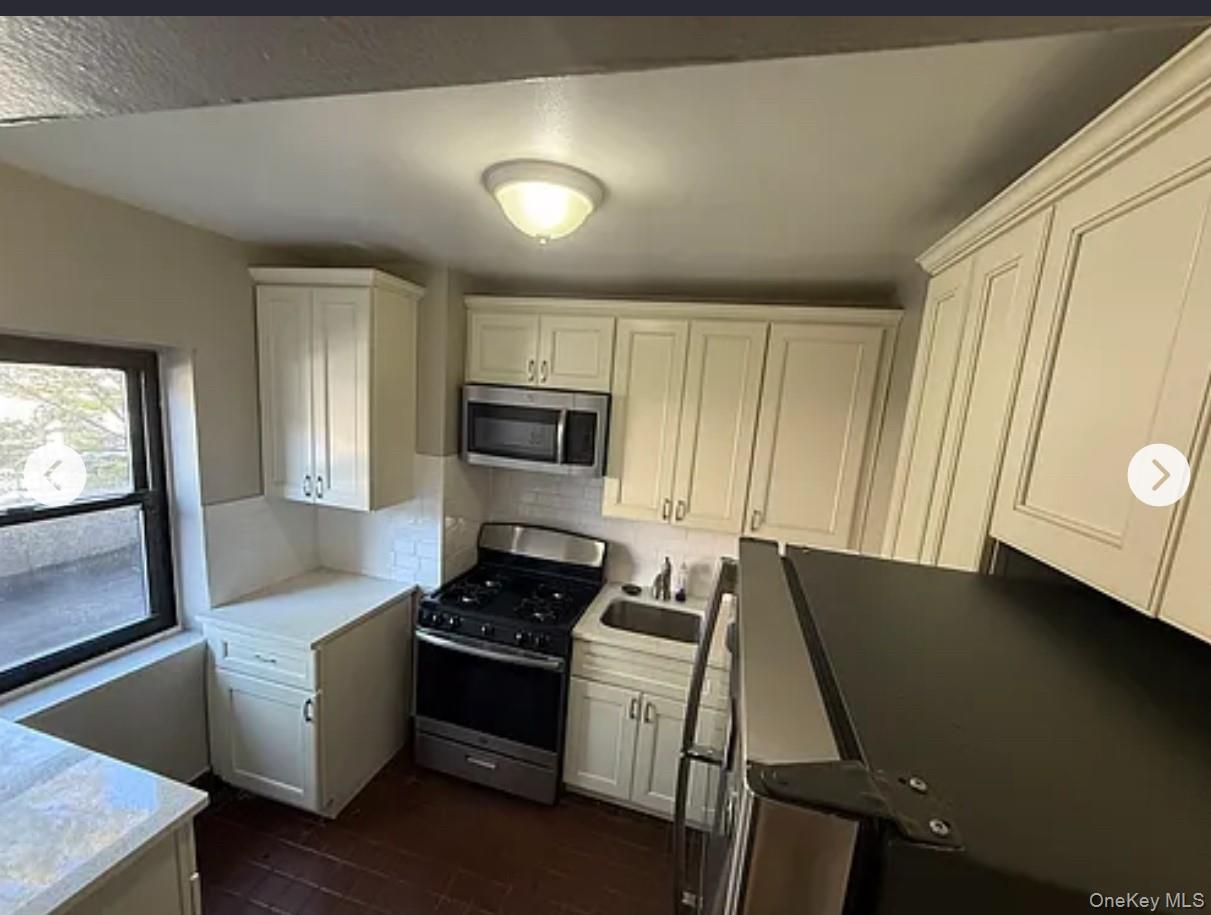 #2 photo, 4 Quarropas, White Plains , NY 10601