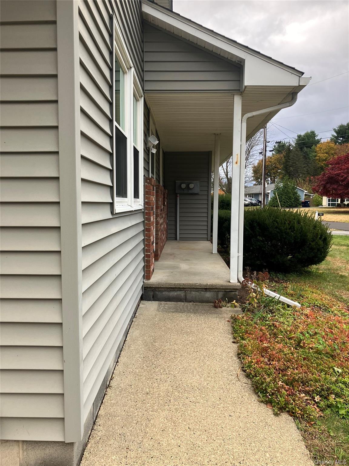 #2 photo, 48 Jefferson, Red Hook , NY 12571