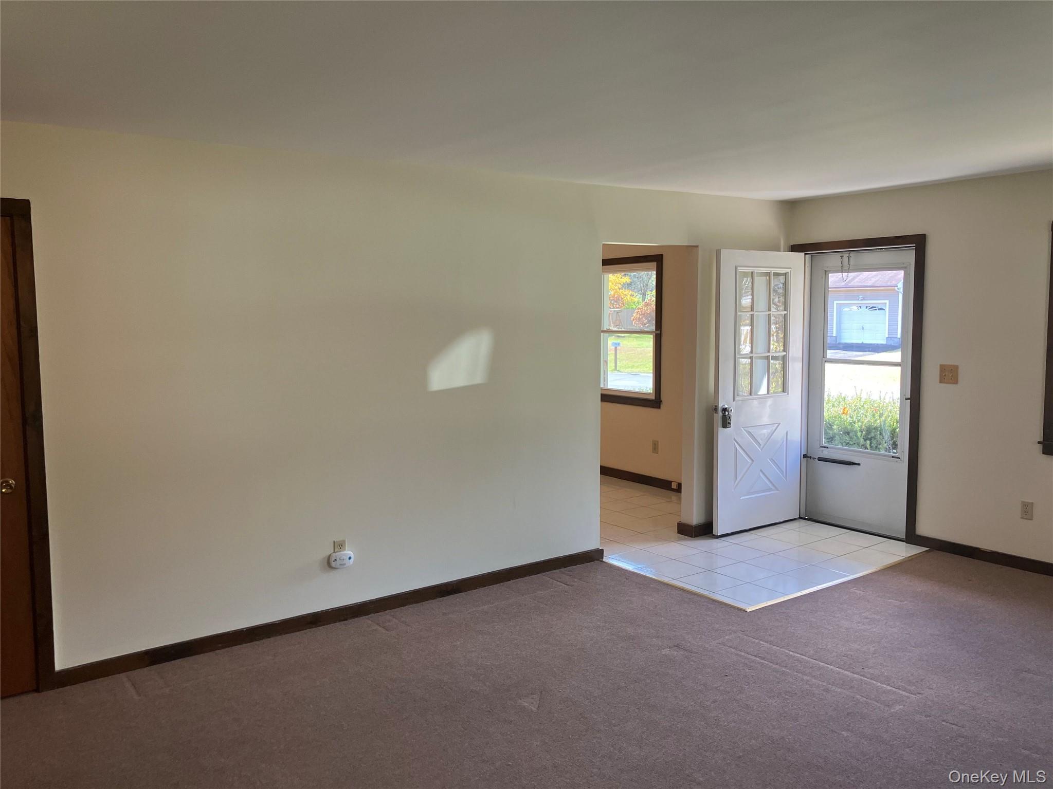 #8 photo, 48 Jefferson, Red Hook , NY 12571