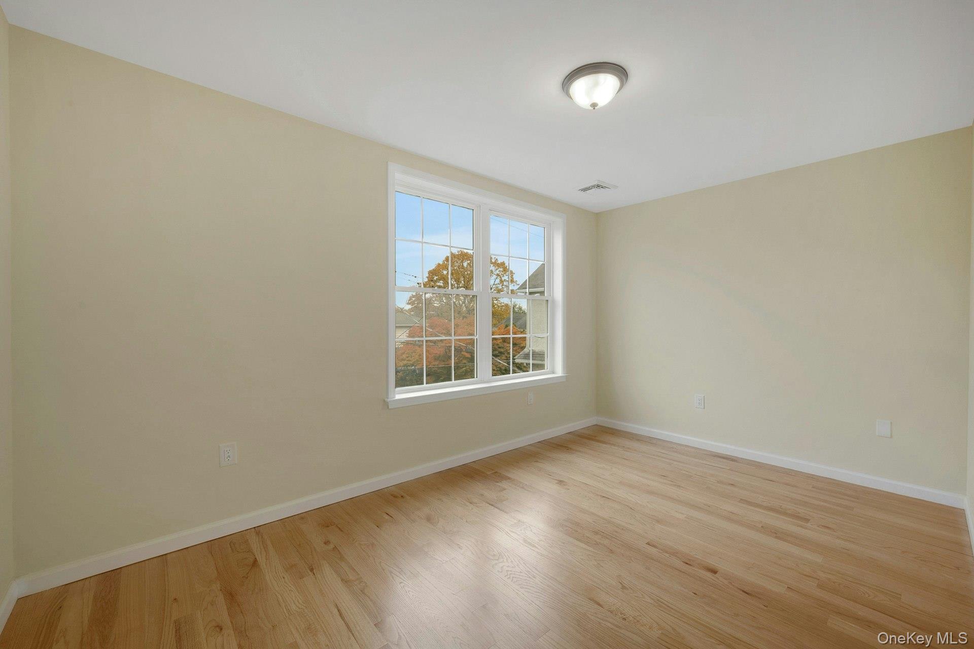 #11 photo, 207 Grand Street, Mamaroneck , NY 10543