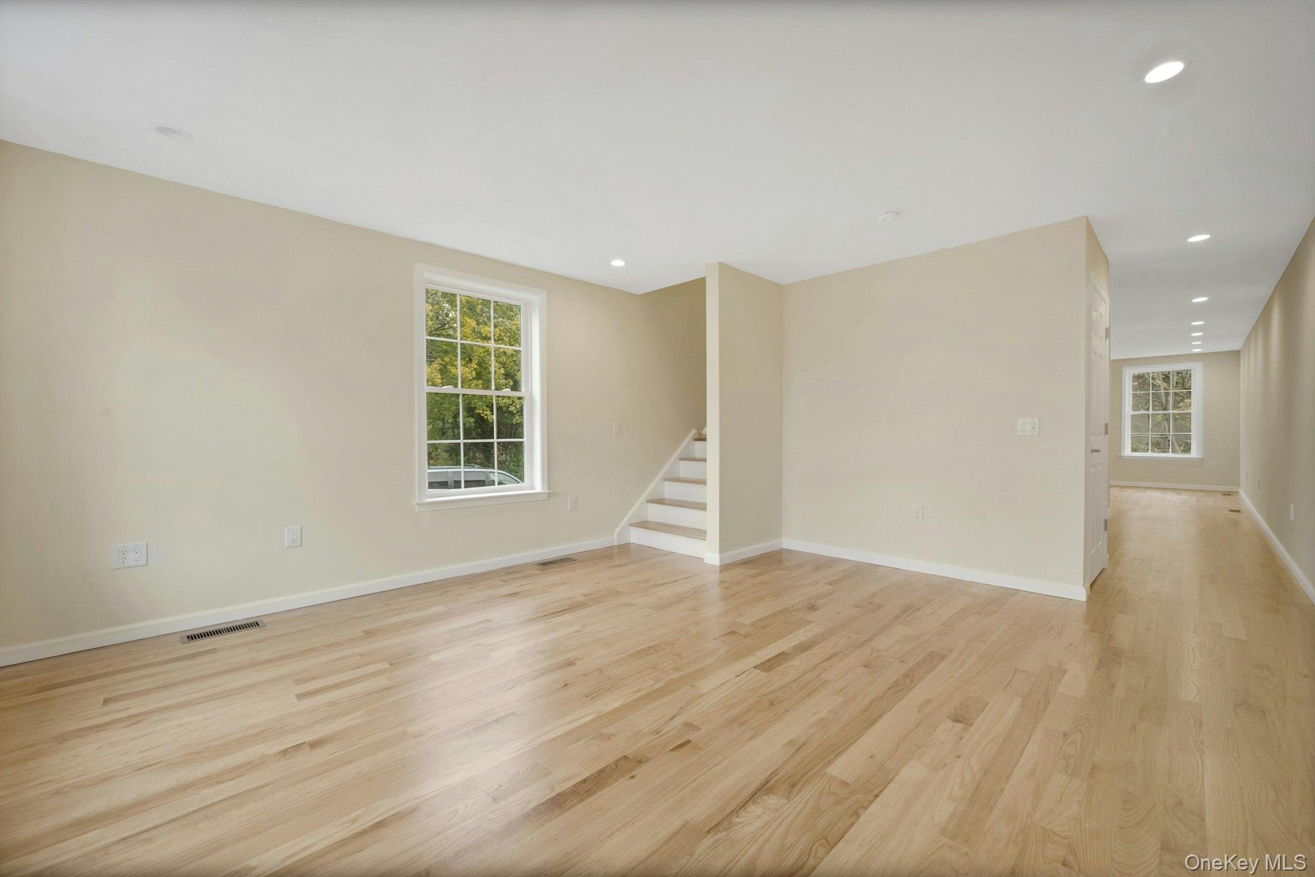 #4 photo, 207 Grand Street, Mamaroneck , NY 10543