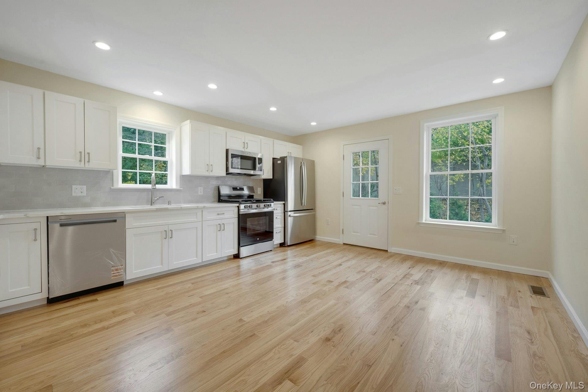 #8 photo, 207 Grand Street, Mamaroneck , NY 10543