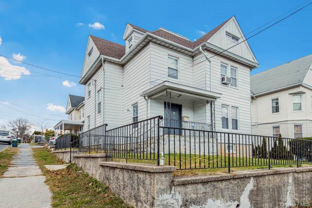 #2 photo, 69 Waring Place, Yonkers , NY 10703