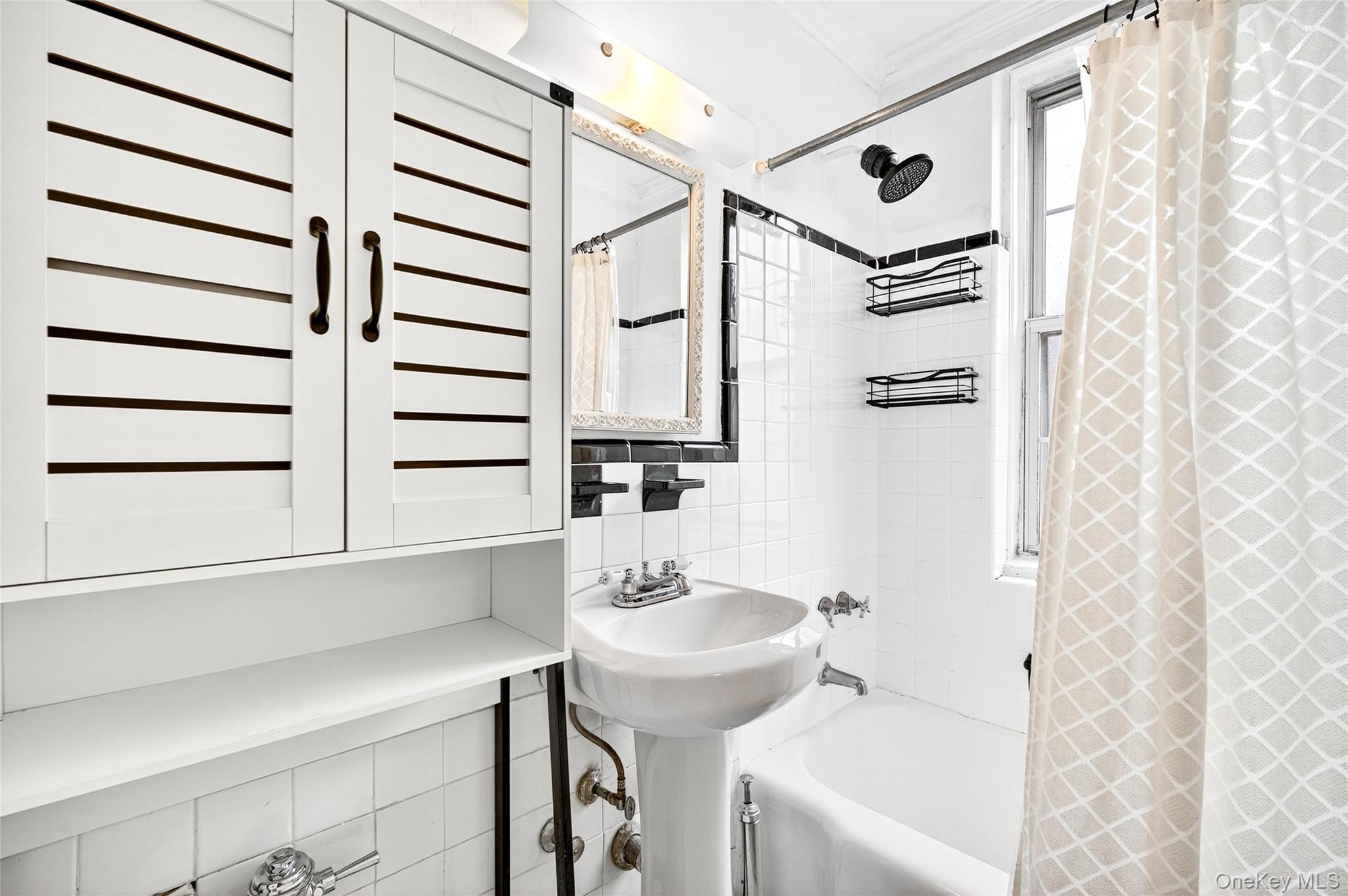 #16 photo, 770 Bronx River Road, Bronxville , NY 10708