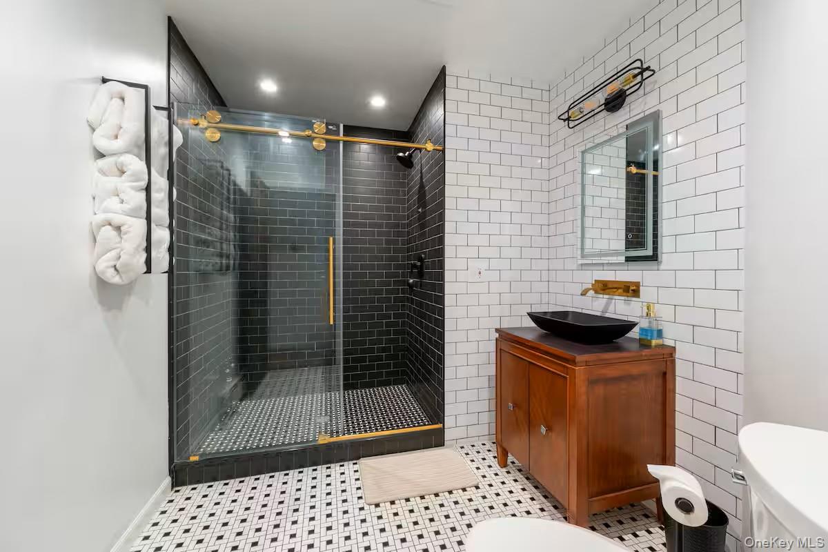 #11 photo, 788 Swiss Hill Road, Jeffersonville , NY 12748