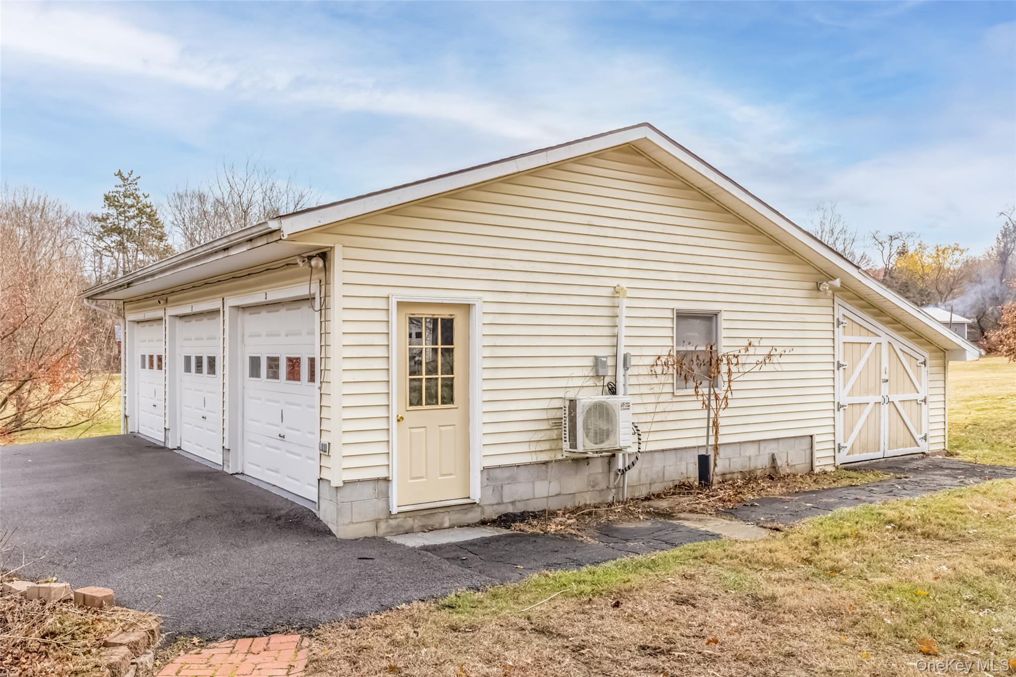 #7 photo, 1896 Route 44 55, Modena , NY 12548