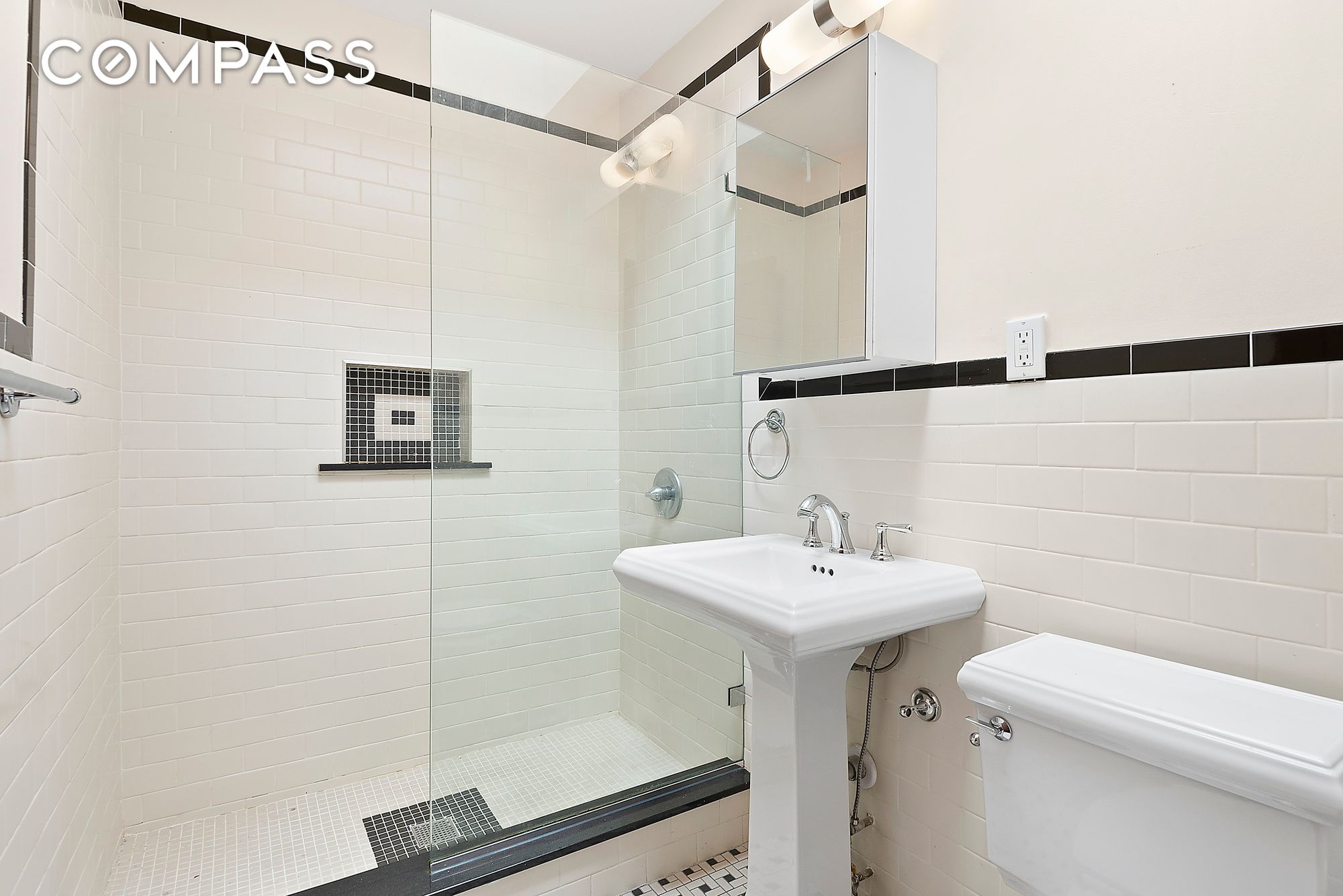 #6 photo, 41 Duffield Street, Downtown Brooklyn , NY 11201