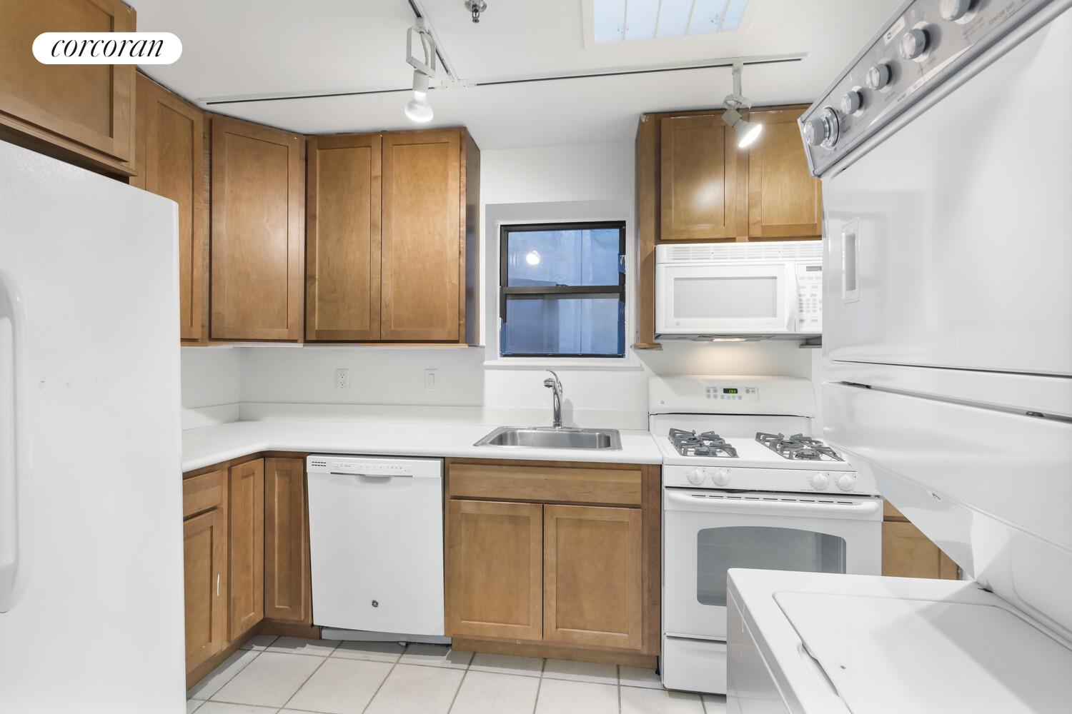 #3 photo, New York City, Hells Kitchen , NY 10036