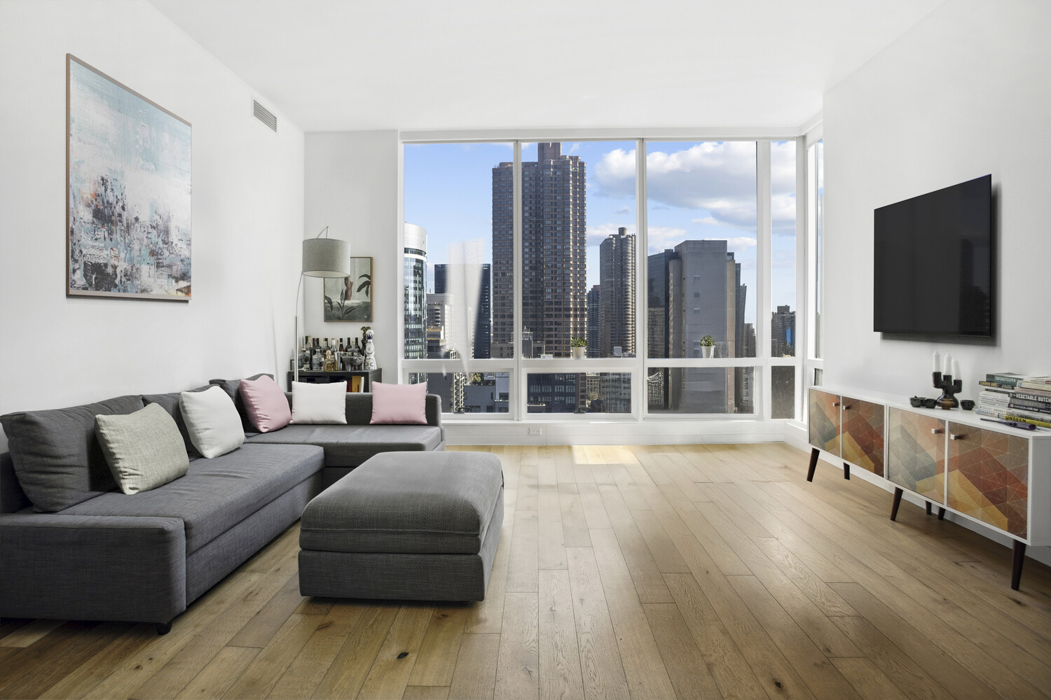 #1 photo, 325 LEXINGTON Avenue, Murray Hill , NY 10016