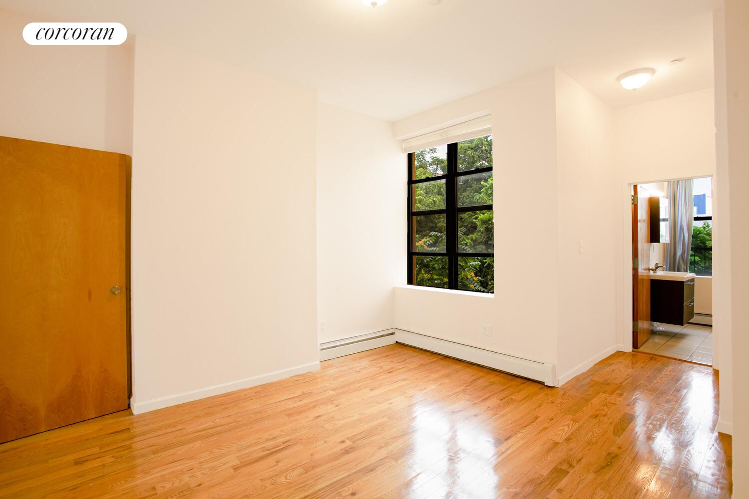 #11 photo, 194 VERNON Avenue, Bedford-Stuyvesant , NY 11206