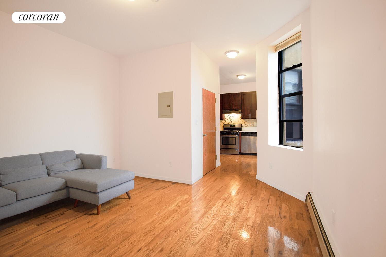 #12 photo, 194 VERNON Avenue, Bedford-Stuyvesant , NY 11206