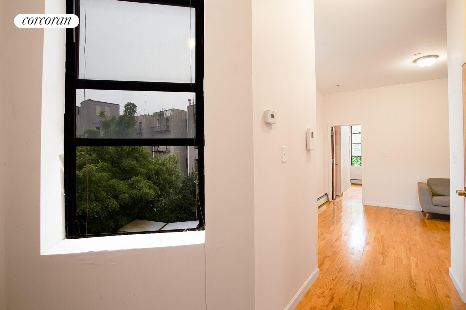 #16 photo, 194 VERNON Avenue, Bedford-Stuyvesant , NY 11206